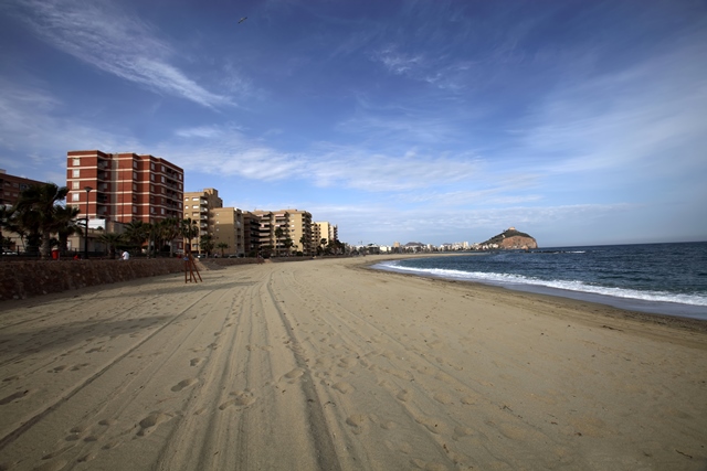 11. Playa de Poniente