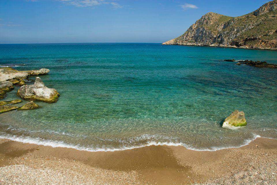 25. Playa de la Ensenada de la Fuente