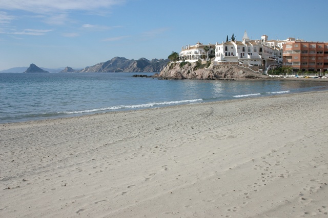 24. Playa de Calabardina